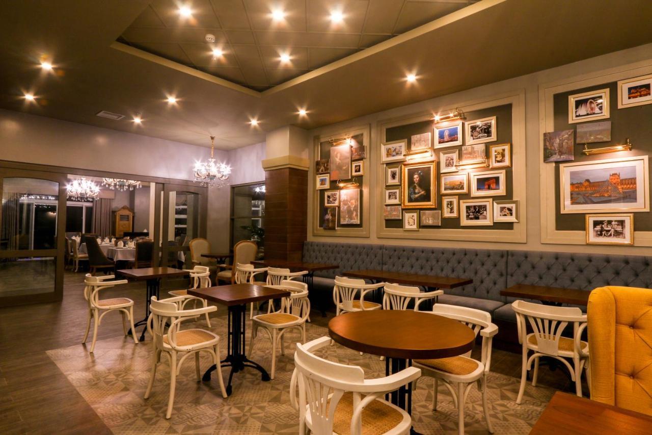 Hotel Carlito Tagaytay Tagaytay City Extérieur photo