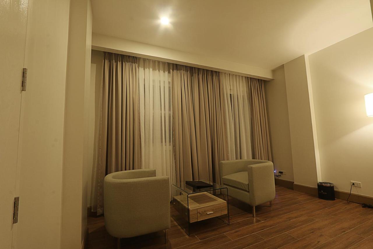 Hotel Carlito Tagaytay Tagaytay City Extérieur photo