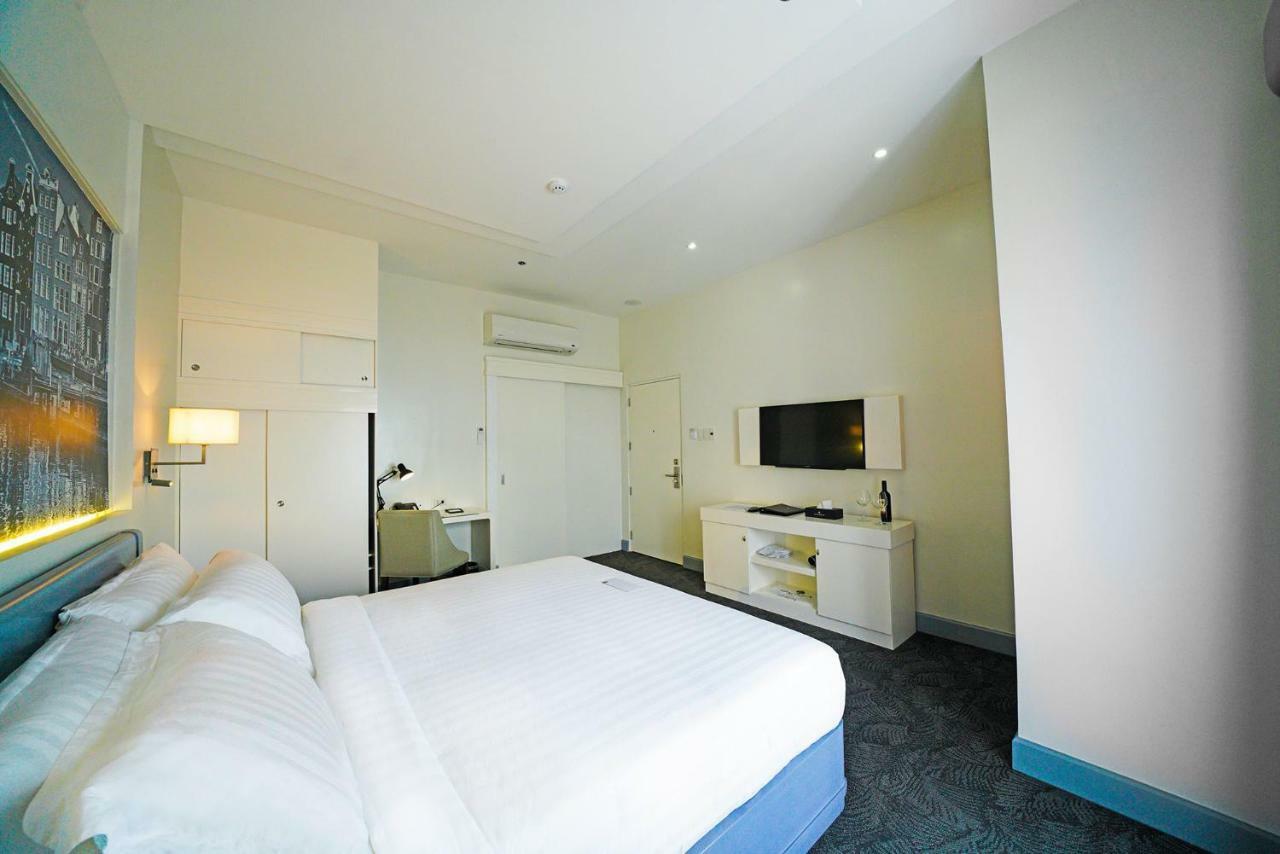 Hotel Carlito Tagaytay Tagaytay City Extérieur photo